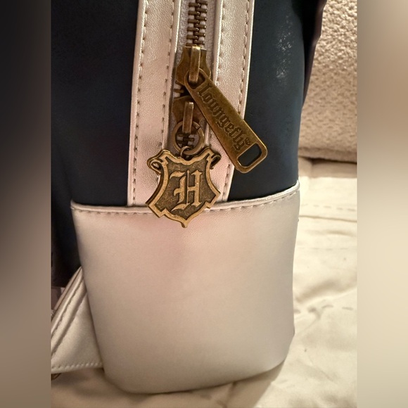 LOUNGEFLY - Harry Potter - Picture 4 of 4